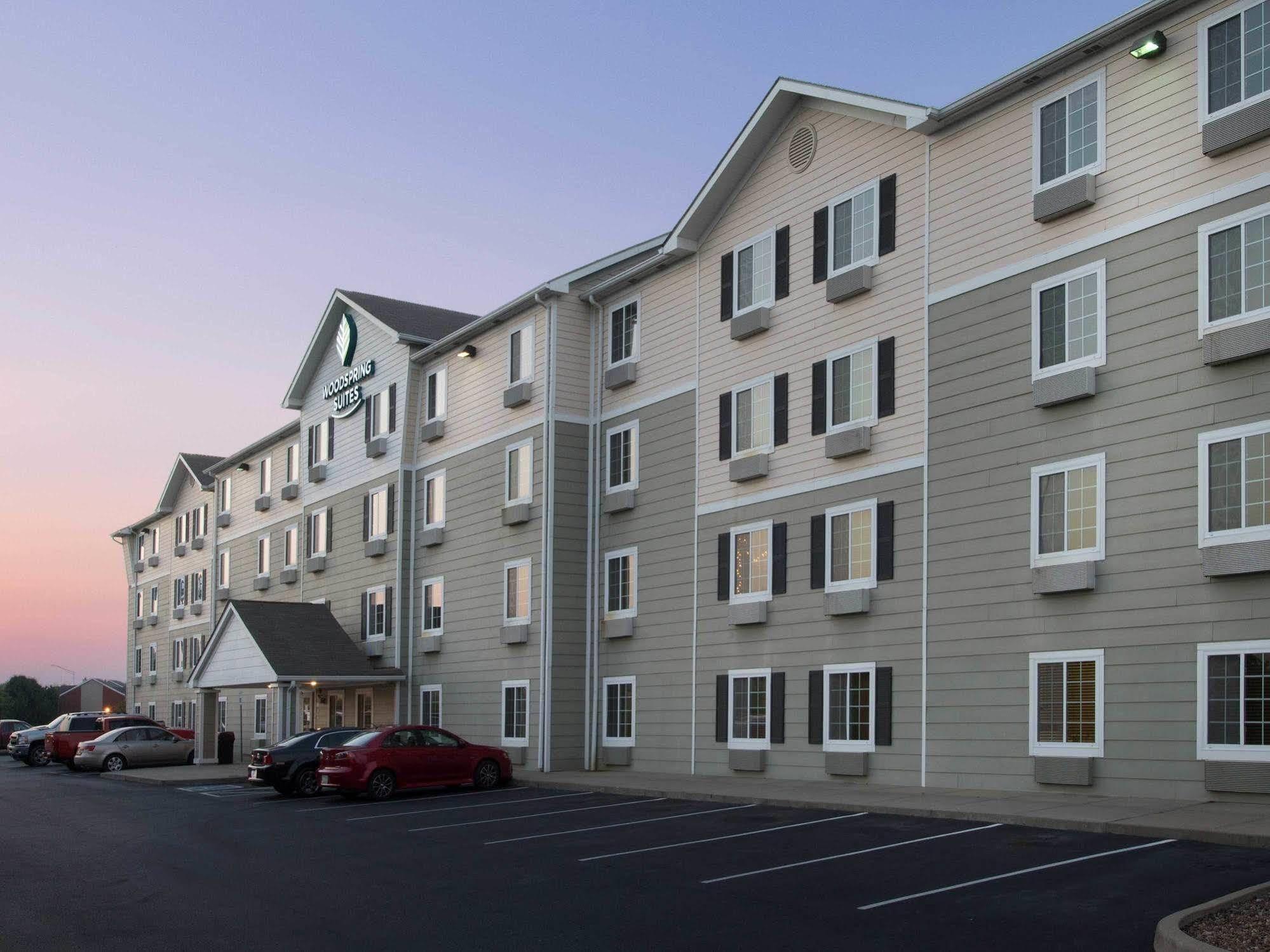 Woodspring Hotel 2*