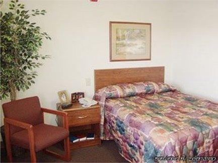 Woodspring 2* Evansville