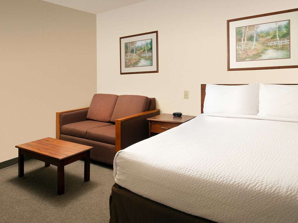Woodspring Evansville